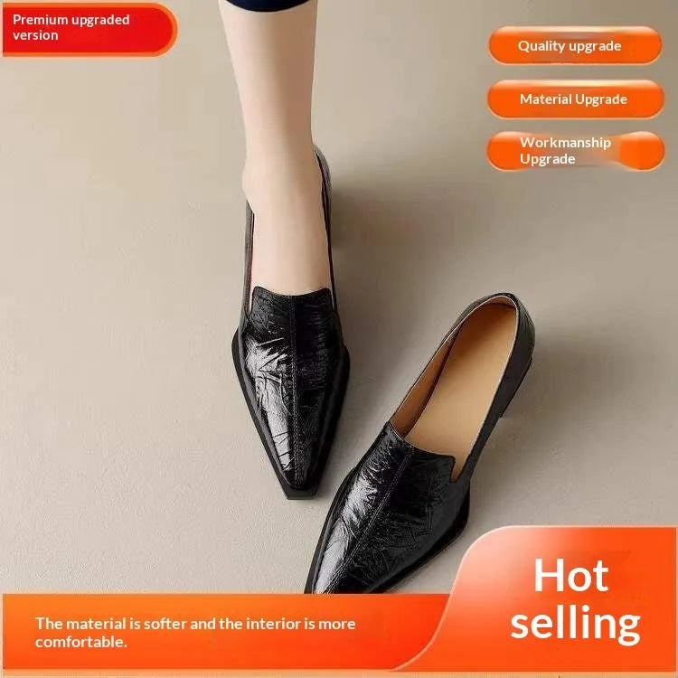 Women's solid colour pointed deep mouth kitten heel shoes with low heel and mid-top shaft