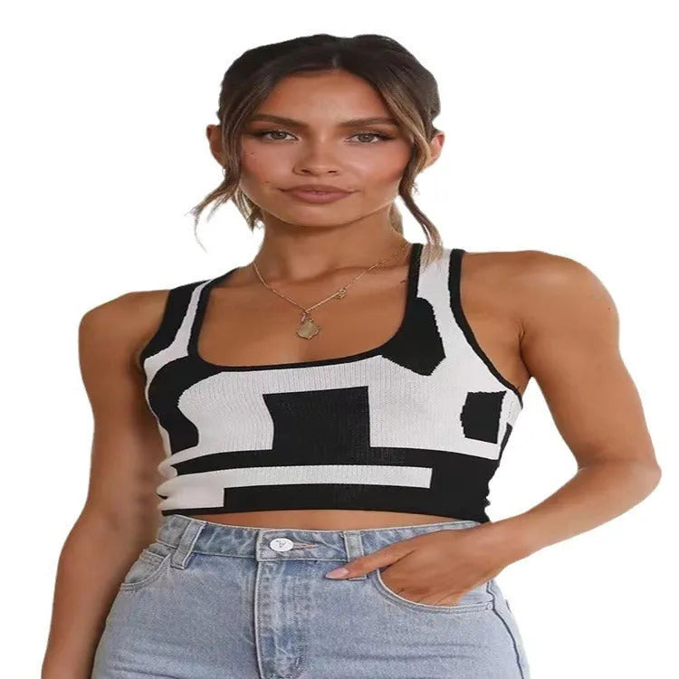 Women's U-collar camisole vest in contrasting colours with street fashion slim fit styling