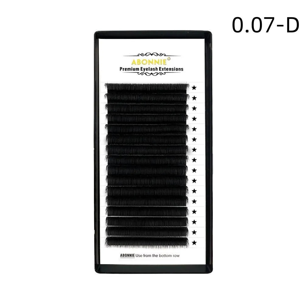 16-row dense mink hair false eyelashes showing matte round wool texture with length options from 8mm to 18mm