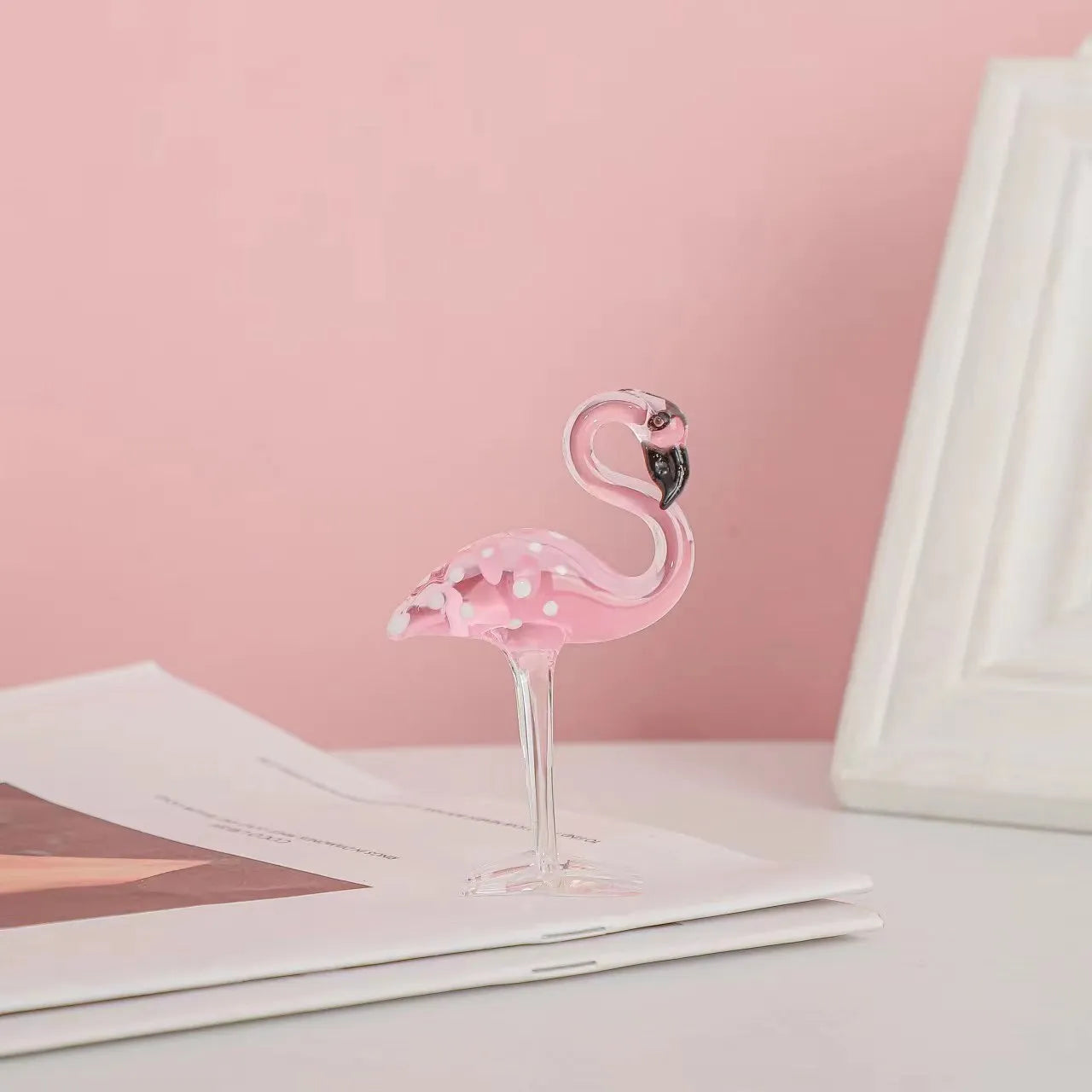 Pink crystal flamingo decorative ornament for home table display with modern simple style