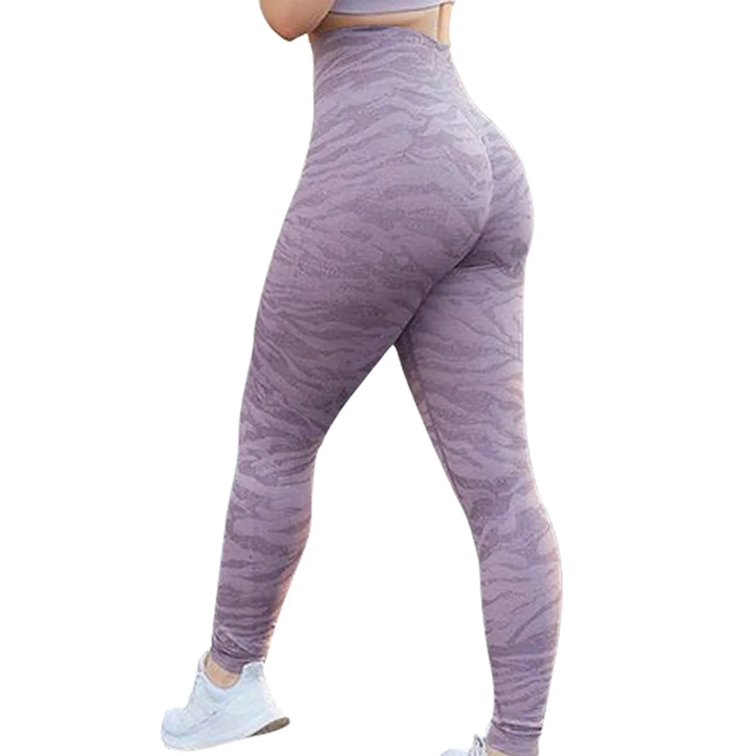 Women's push-up butt leggings in camouflage pattern for gym workouts and yoga