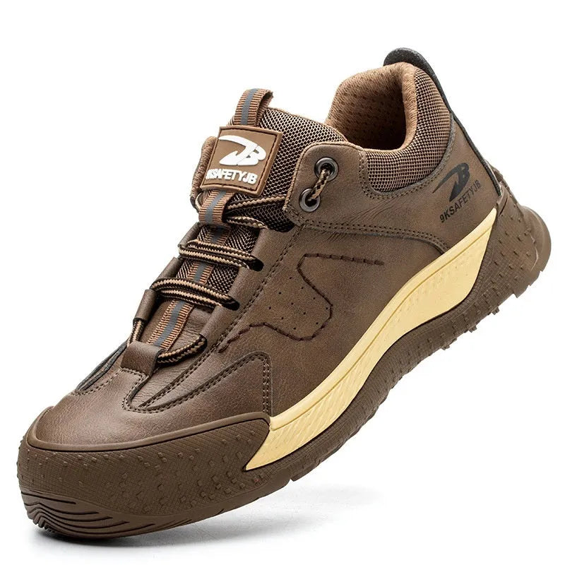 Men's leather work shoes with rubber sole in black colour showing front and side views