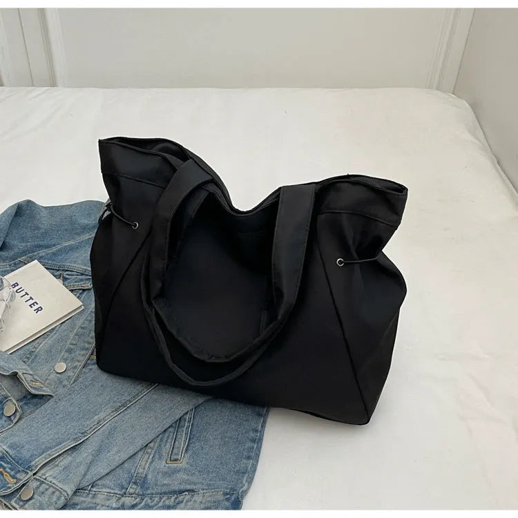 Soft Oxford cloth folding shoulder tote bag in street trend style with shoulder strap