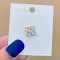 Copper geometric brooch with electroplated finish in colour variation A5-82 for women's clothing decoration