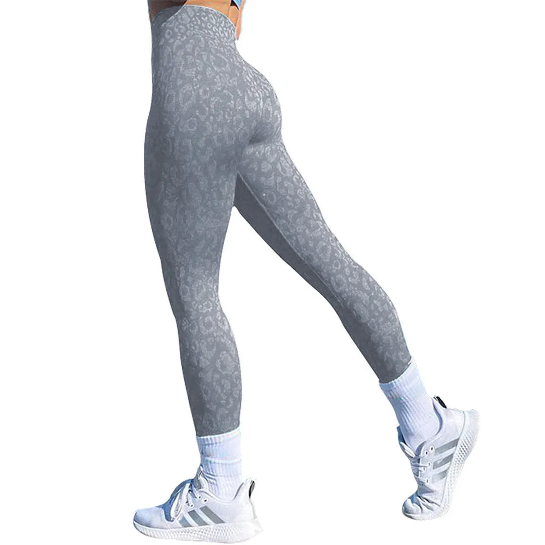 Women's push-up butt leggings in camouflage pattern for gym workouts and yoga