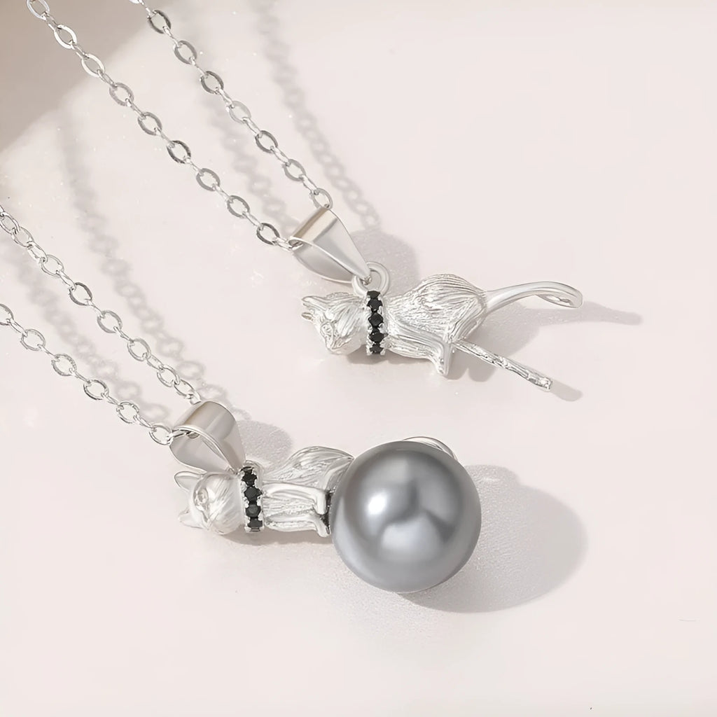 Sterling silver cat pendant necklace with detailed silhouette on 38-45cm chain