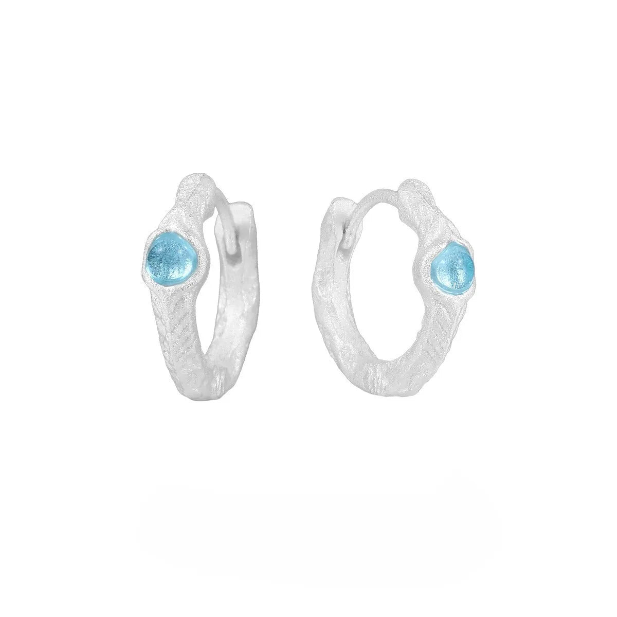 Geometric round 925 silver ear clip with burnt silver electroplated finish for women