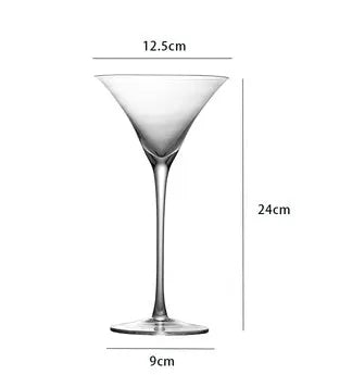 Transparent lead-free glass cocktail glass with seamless flat base and satin-board wall design