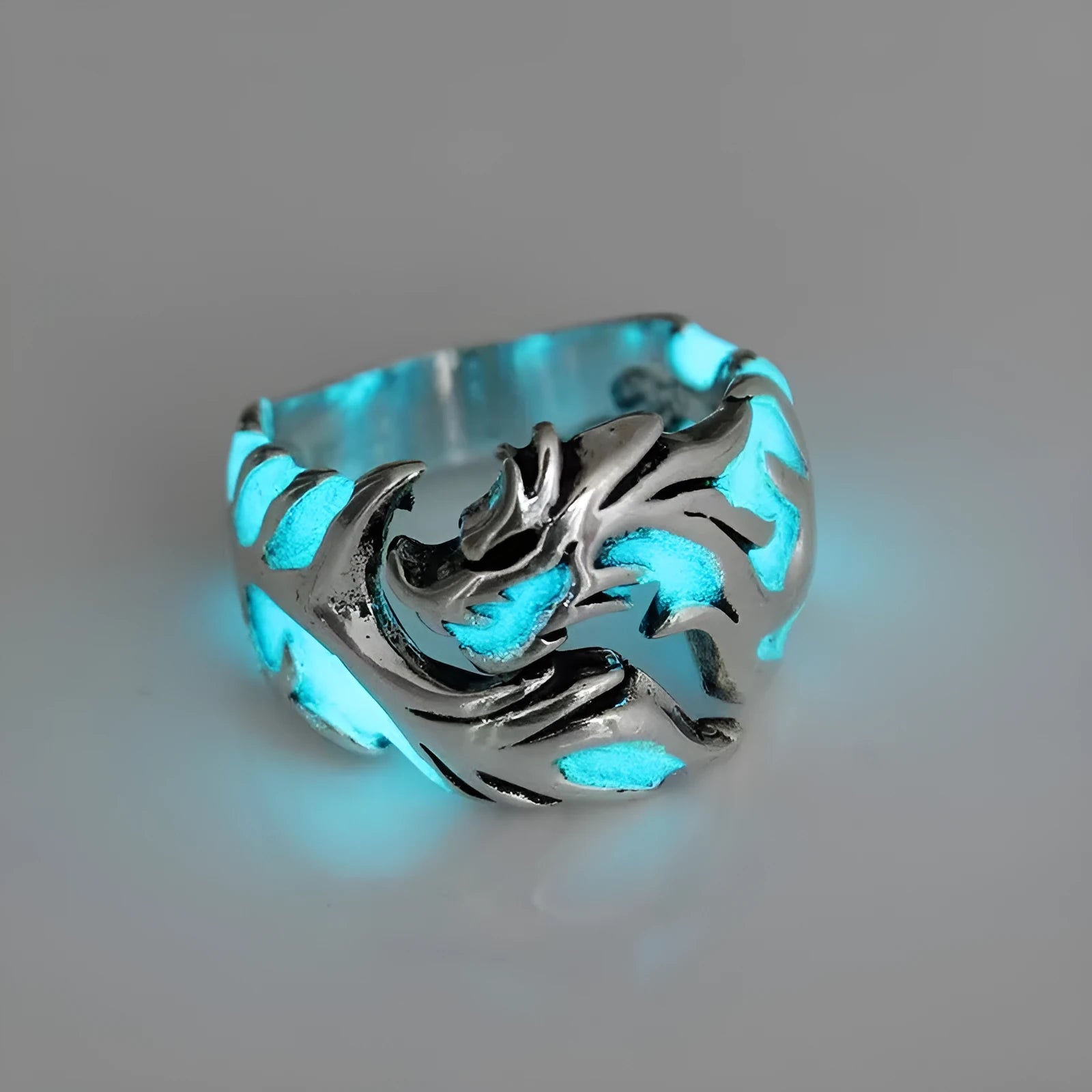 Adjustable Chinese dragon pattern ring in silver blue and green electroplated metal