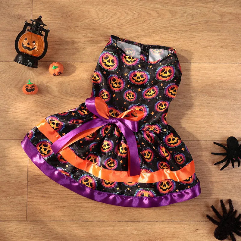 Halloween pet skirt for dogs with colourful pumpkin pattern and double-layer construction