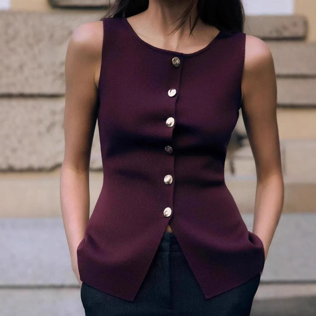 Slim fit dark red viscose vest with 3D pattern detailing and gold button front