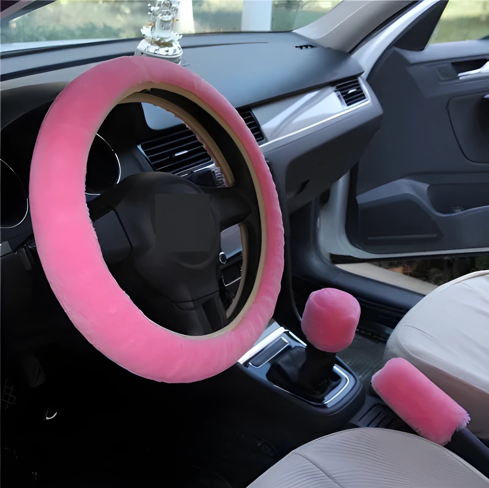 Winter wool plush steering wheel cover in 38cm diameter three-piece set with elastic band option, available in multiple colours including beige, black, and brown