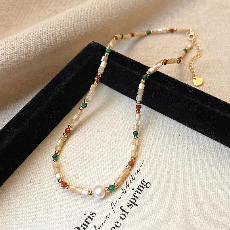 Women's geometric pearl necklace with zinc alloy pendant on adjustable clavicle chain, fashion OL style