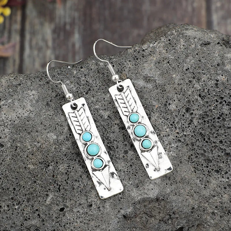 Geometric retro women's earrings with silver electroplated finish and turquoise inlays