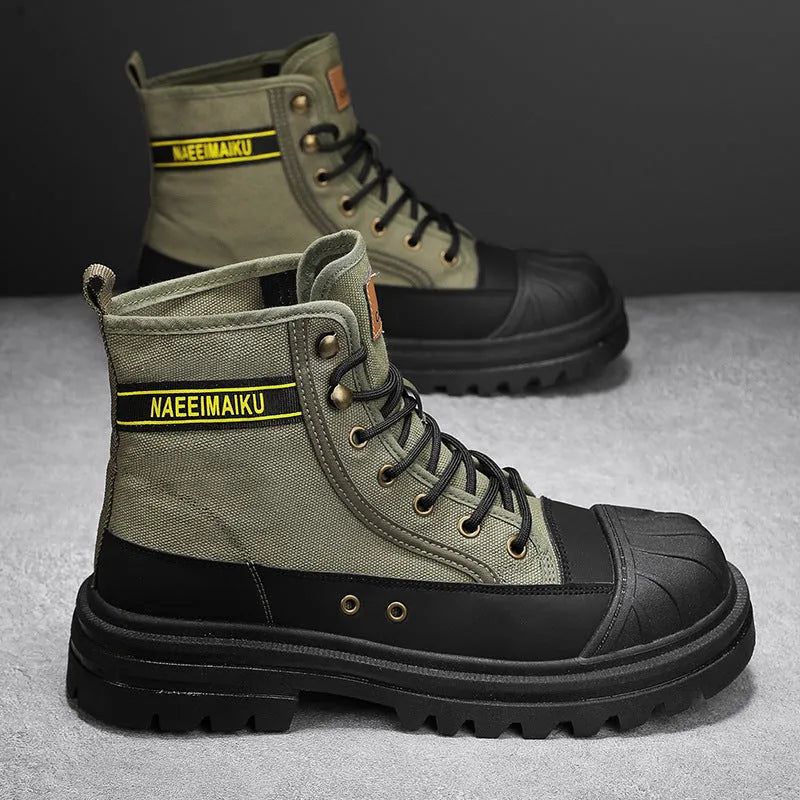Thick-soled canvas men's casual motorcycle boots with round toe and lace-up fastening in black