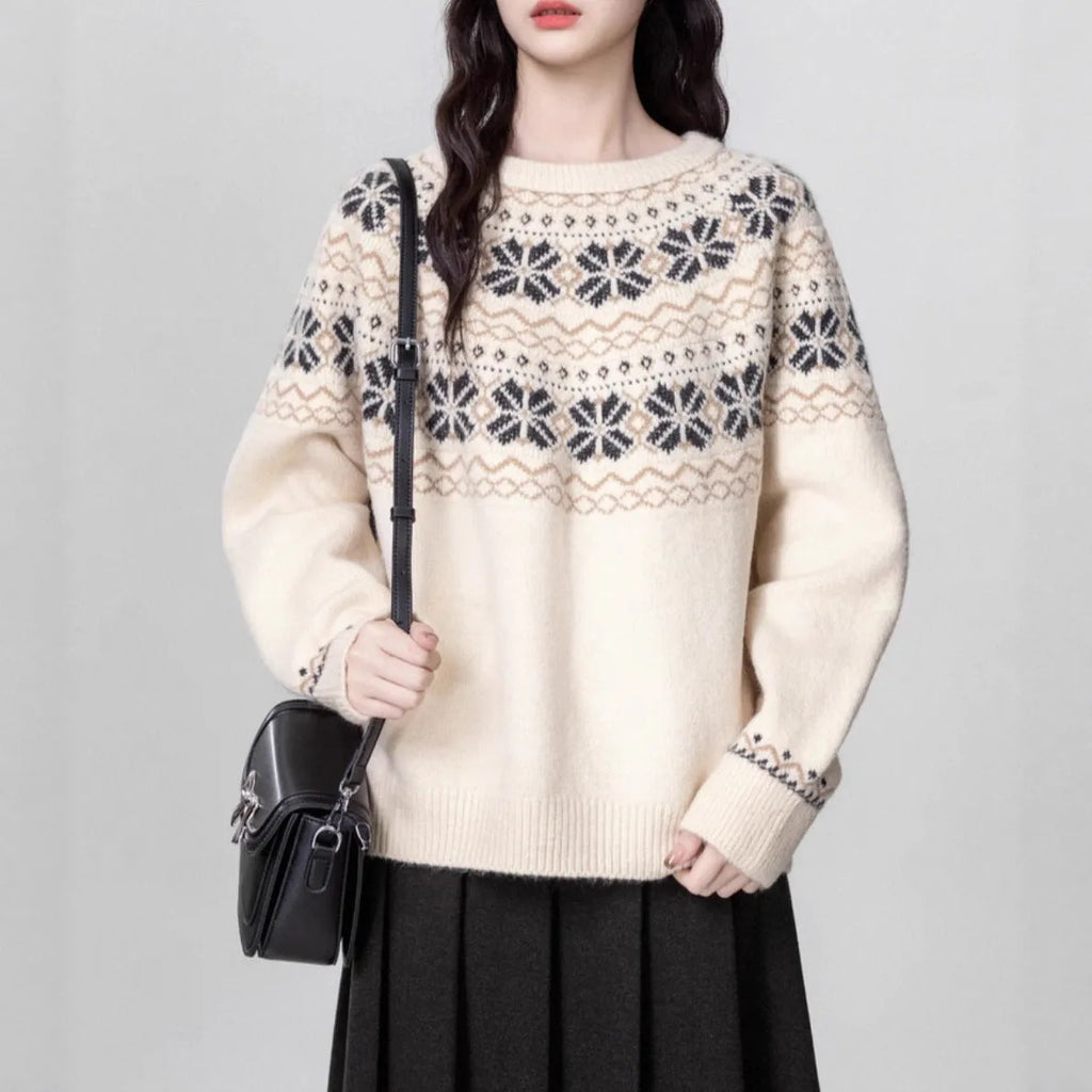 Women's milky white vintage fair isle geometric knit pullover sweater with crew neck and long sleeves