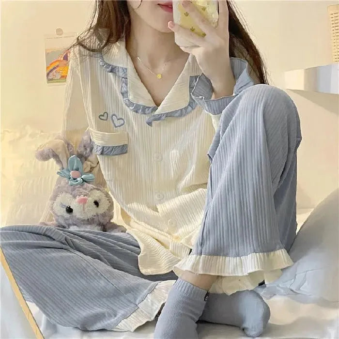 Sweet And Simple Cardigan pajama set for girls in cloud cotton with long sleeves and cartoon print
