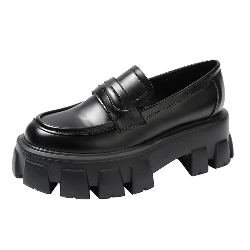 British wide fit loafers in patent leather and matte finishes with rubber sole