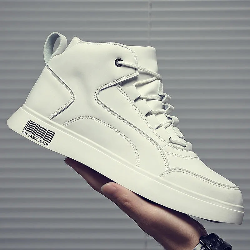 Men's white low-heel casual lace-up shoes with round toe and rubber sole.