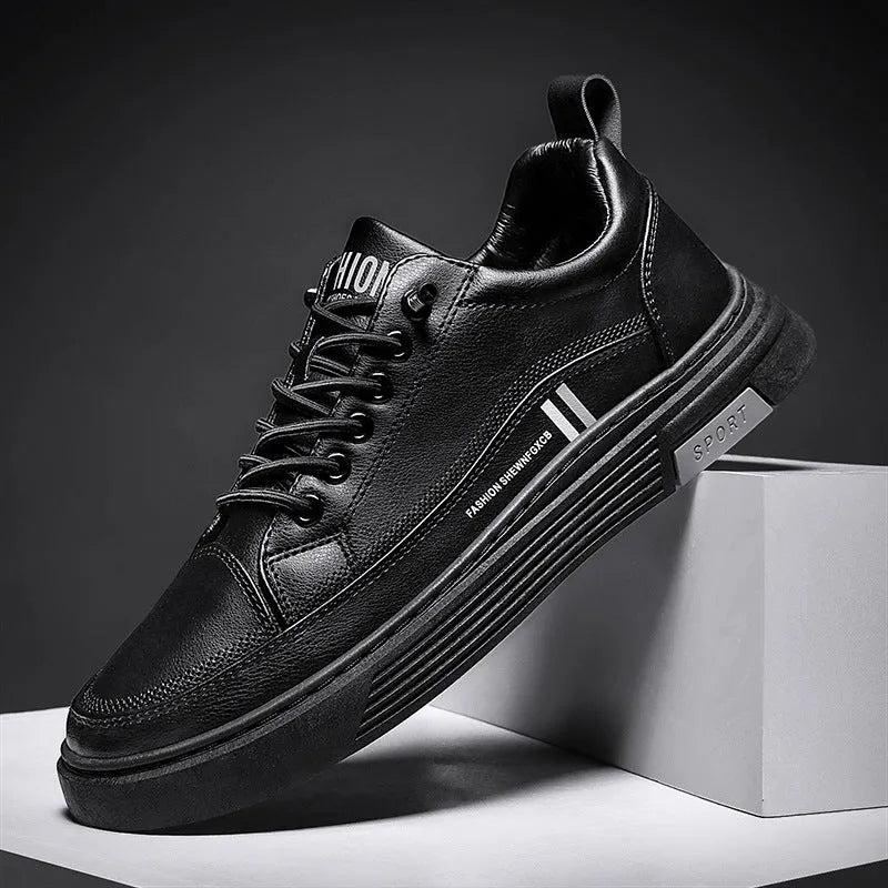 Men's white low-top skateboard shoes with elastic band and round toe stitching details