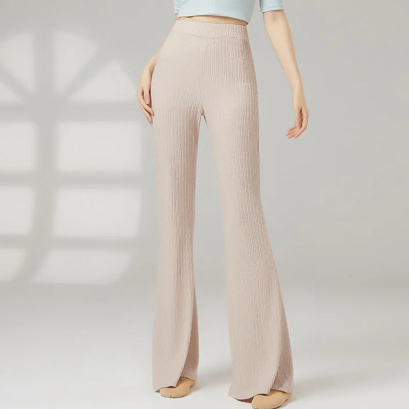 Women's classical dance practice trousers in polyester fabric available in multiple colours for sports training