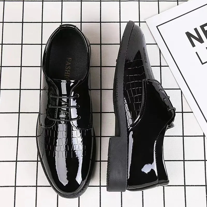 Autumn men's British style leather shoes low top round toe metal detail black 3303