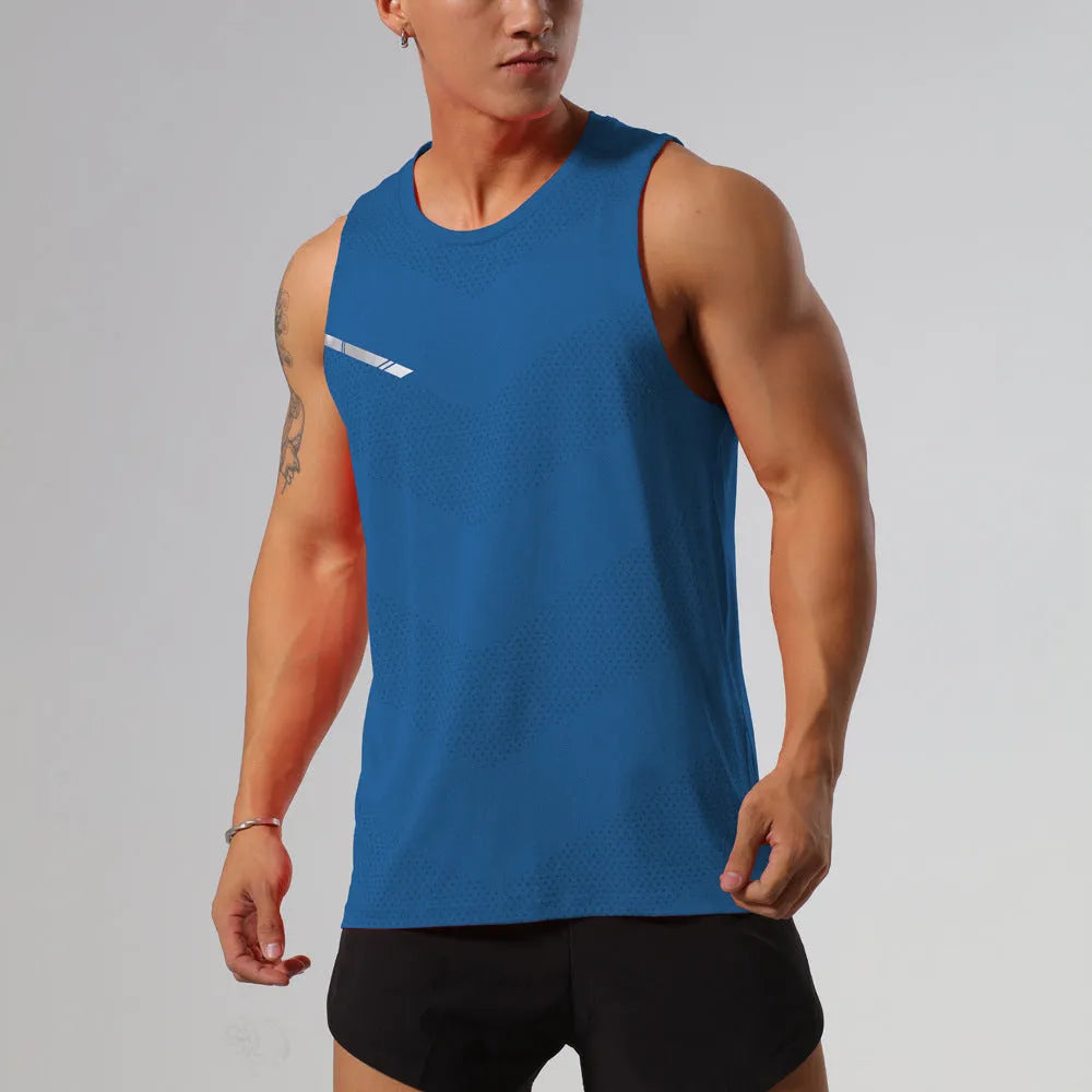 Men's solid colour quick-drying polyester sports tank top for summer outdoor activities