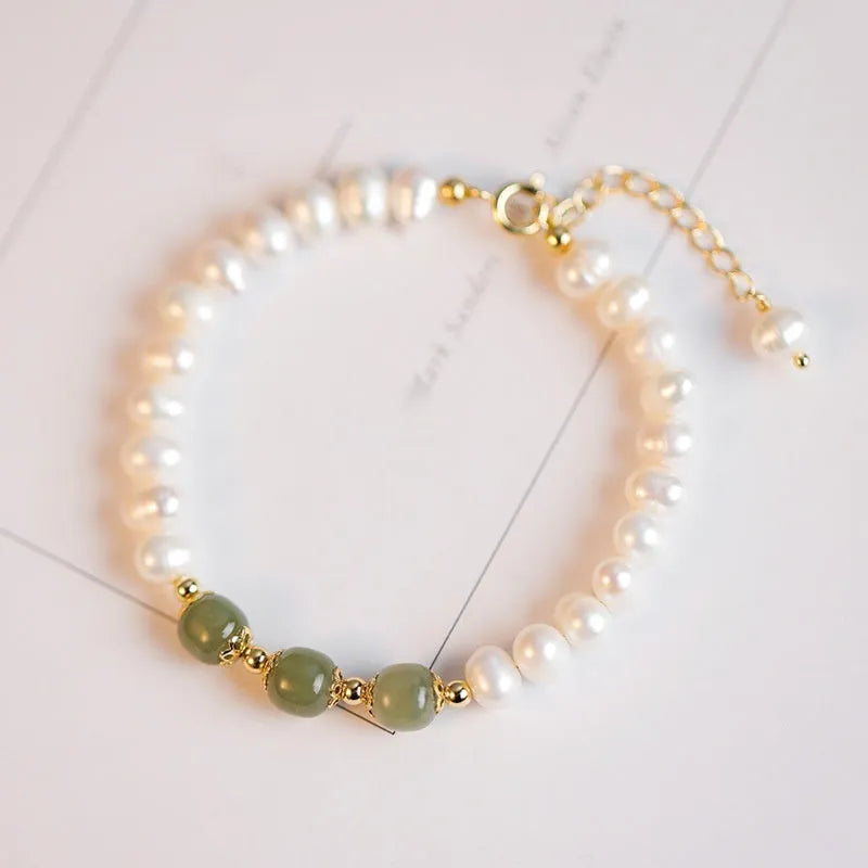 Natural freshwater pearl bracelet with diamond-shaped pearls in Korean style design showing Hetian jade colour options
