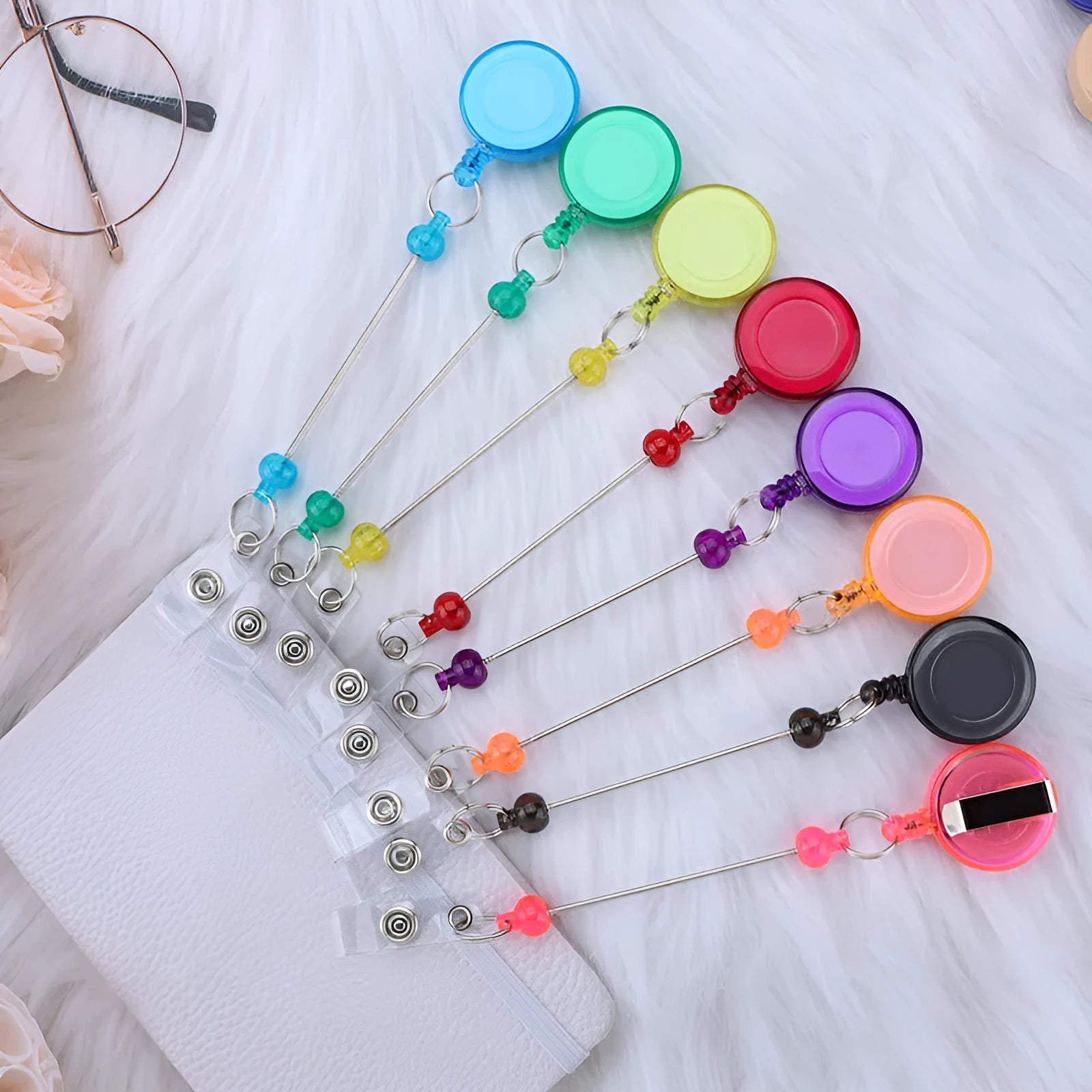 Plastic telescopic retractable keychain with anti-lost buckle, 16.6cm x 3.2cm, available in multiple colours