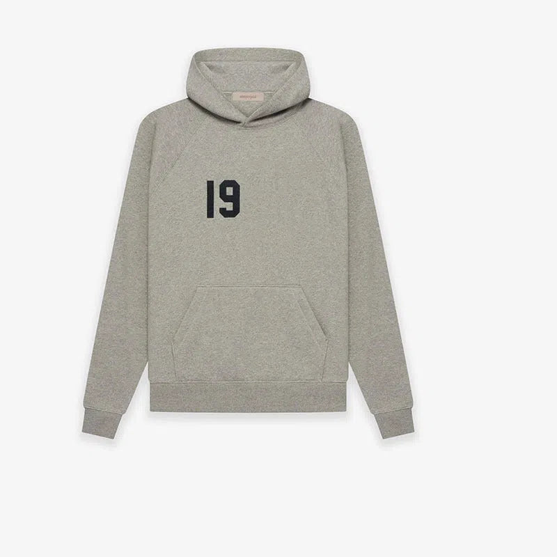 American Vintage heavyweight loose fit cotton hoodie with raglan sleeves and 3D patch pocket in 1977 Black Iron
