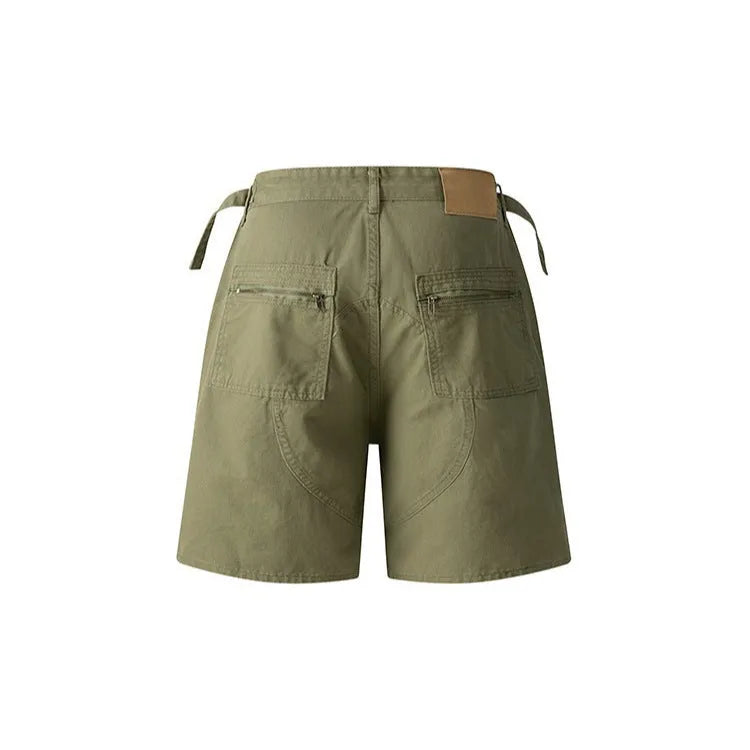 Retro workwear shorts in washed cotton with zipper closure and loose fit