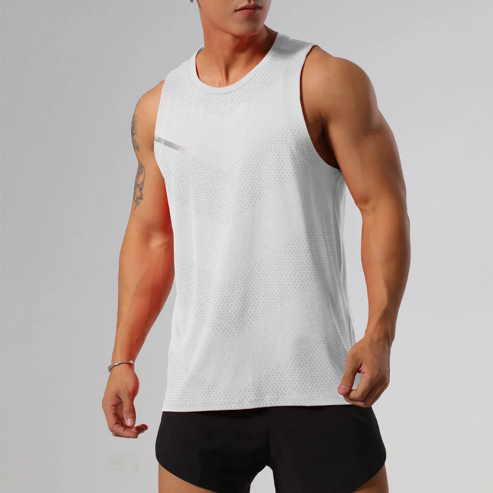 Men's solid colour quick-drying polyester sports tank top for summer outdoor activities