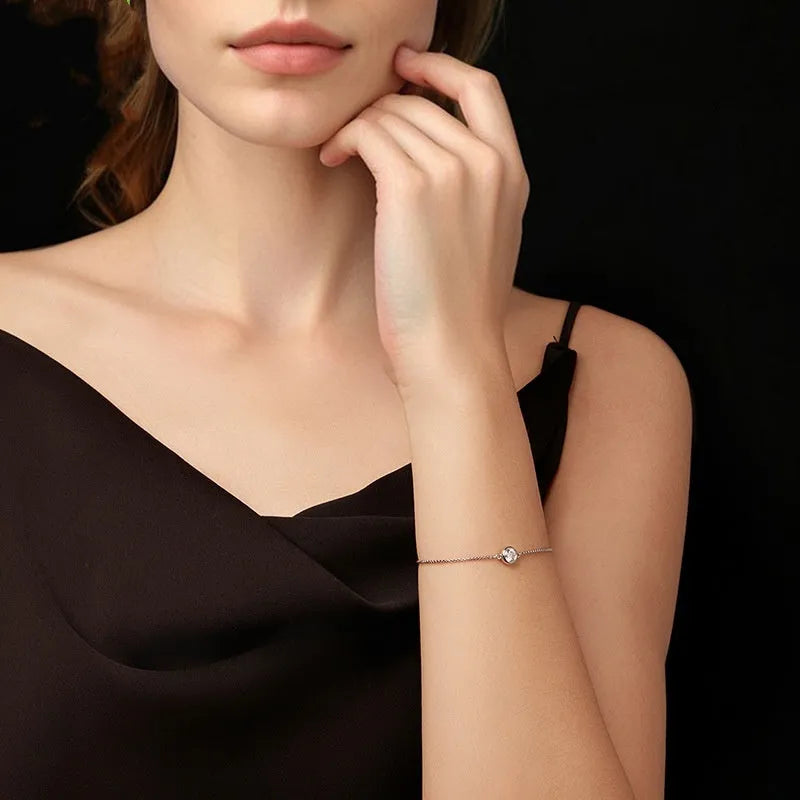 D-colour bright classic moissanite bracelet on silver band with certificate