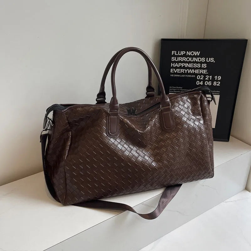 Vintage travel bag men's large capacity PU leather handbag solid colour black leisure travel portable storage