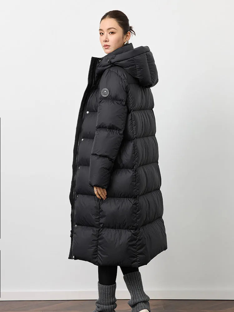 Slim fit over-the-knee down jacket for women, black colour, cotton fibre fabric, long sleeves