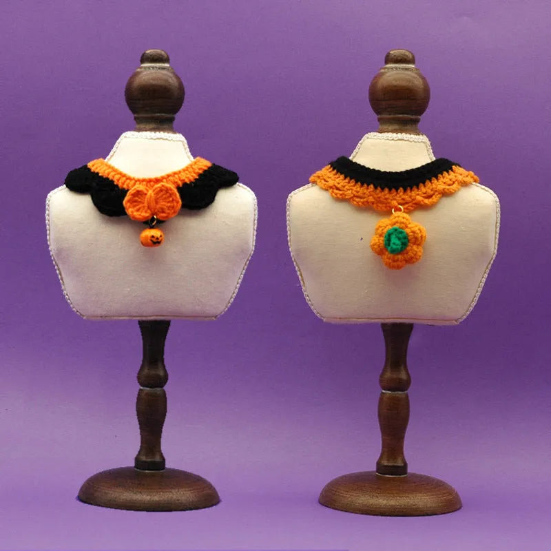Hand-crocheted wool Halloween collar for cats and dogs in pumpkin colours with adjustable sizing