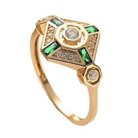 Ins style women's square ring with an emerald diamond appearance in Lvzuan colour