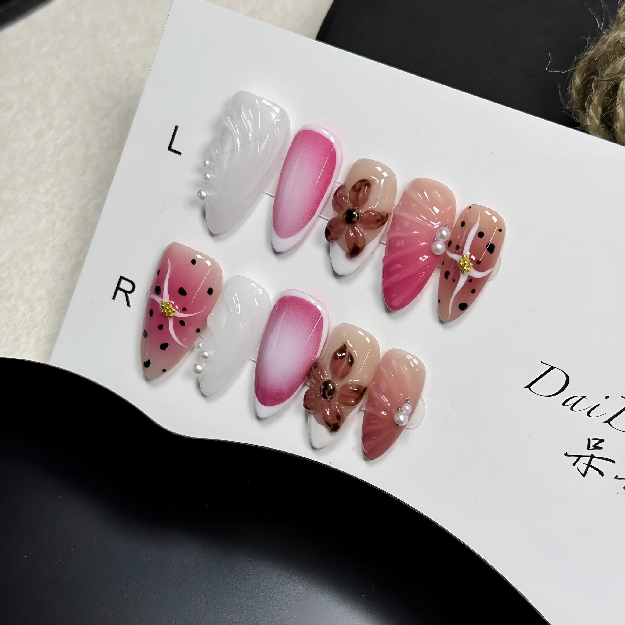Hand-painted three-dimensional carved nail beauty patches in candy colours for almond-shaped nails