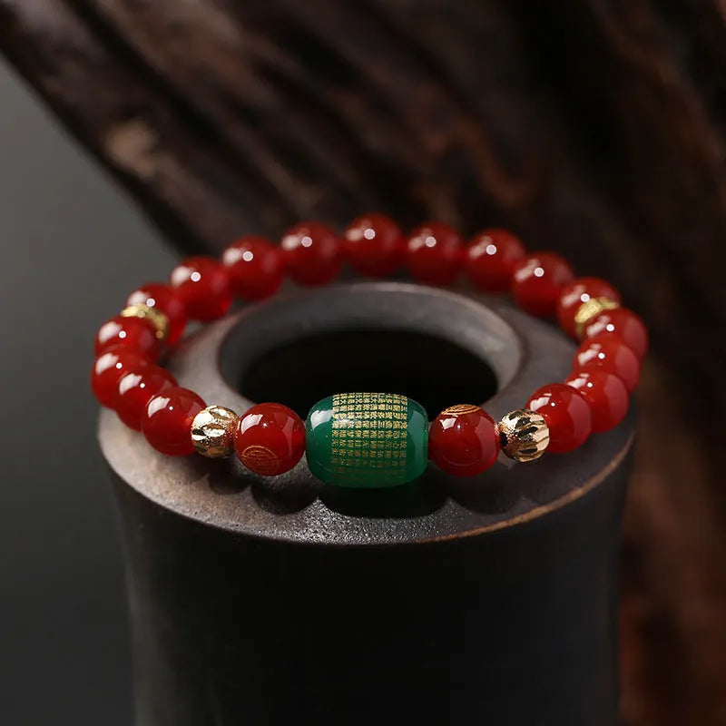 Agate Guanyin Buddha bracelet with edge rosary beads in green or red agate colour.