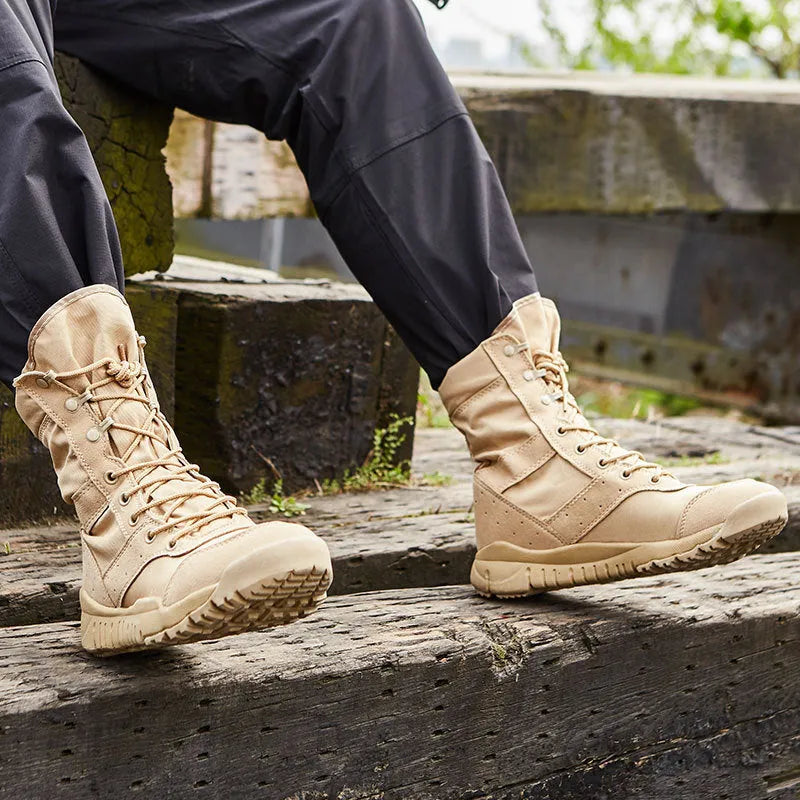 Yulong Combat Boots tactical desert boots in black colour for outdoor climbing and hiking
