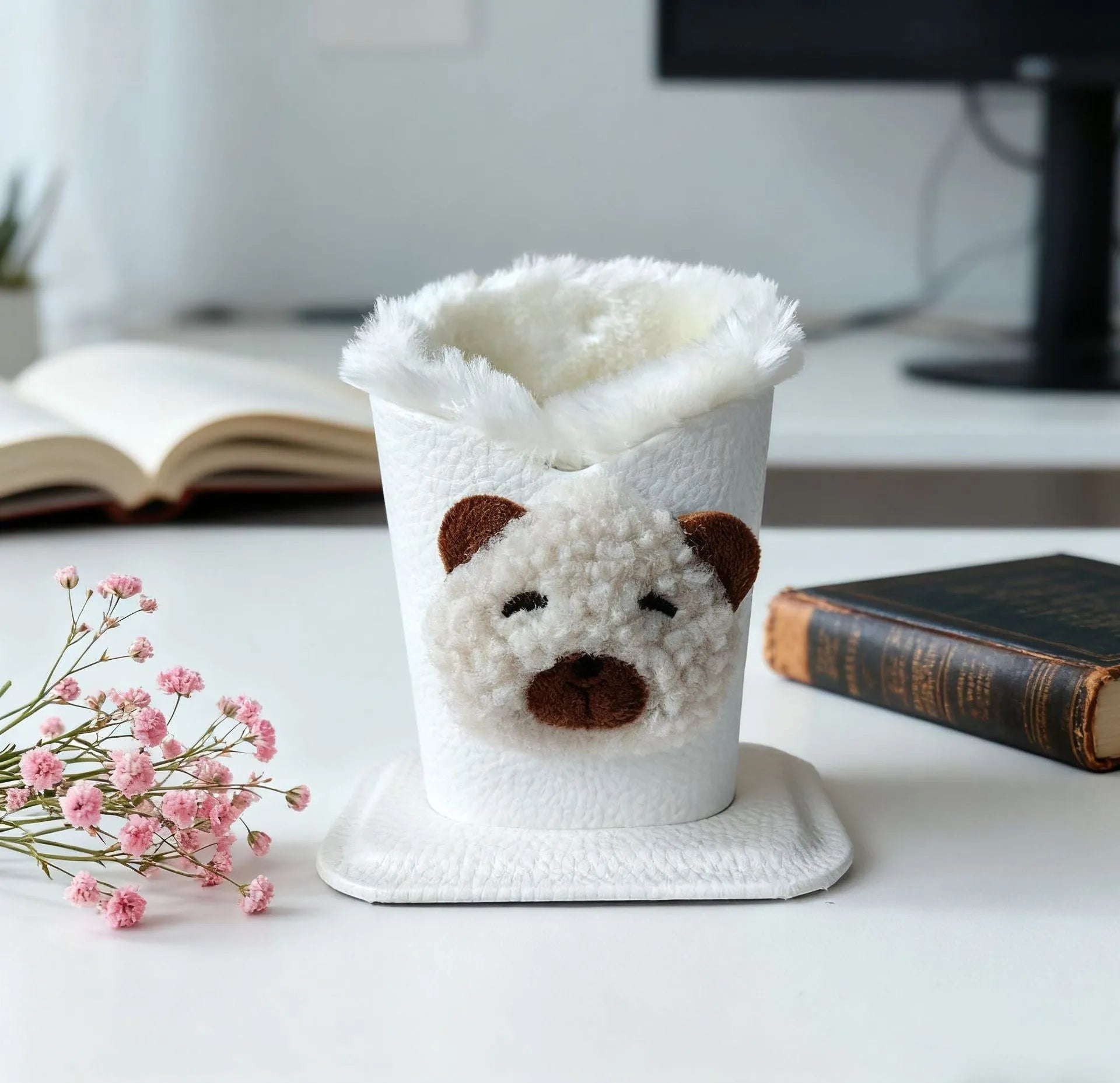 Nordic style fluffy cartoon desktop glasses storage bucket in leather with animal design, 11.6x8.1x12cm