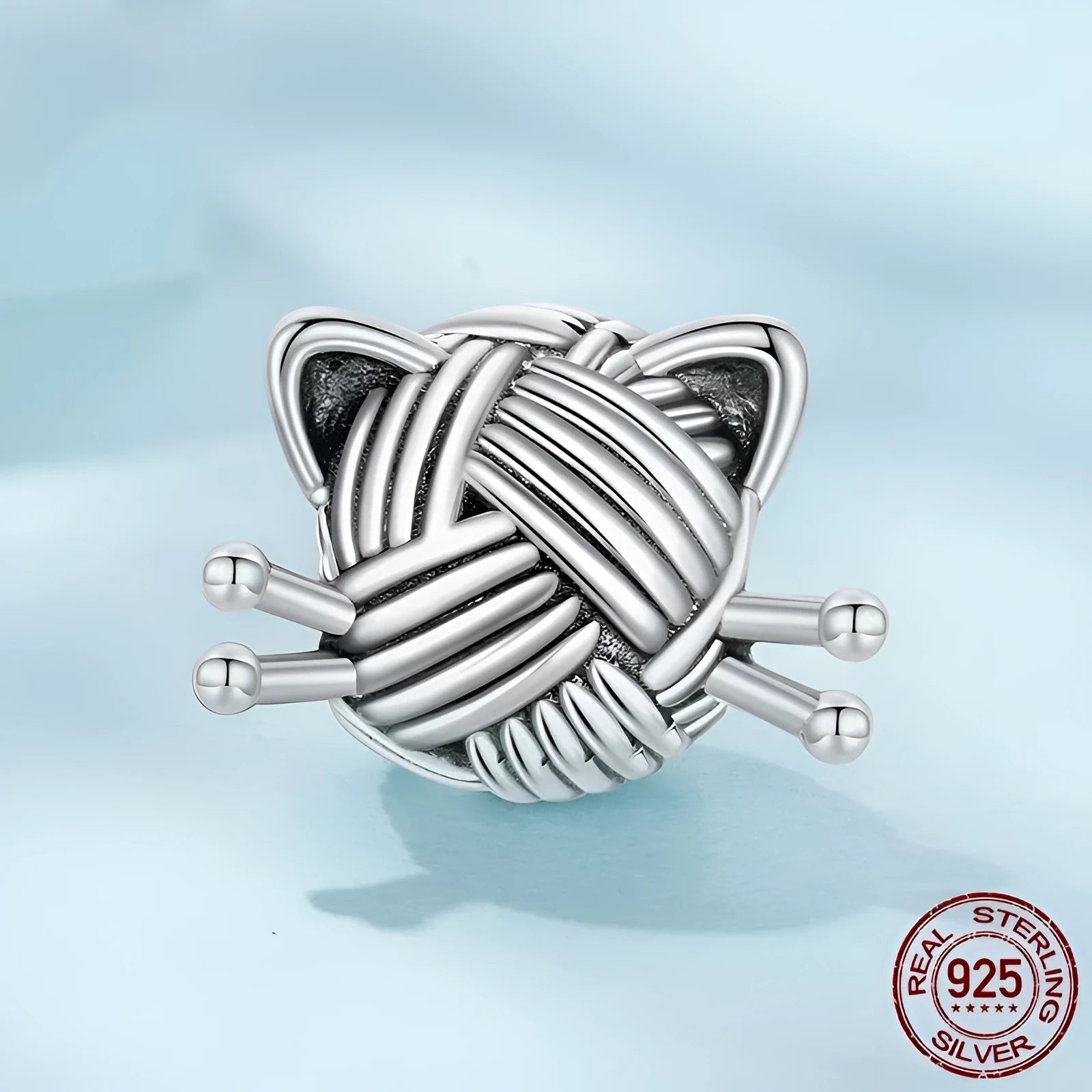 S925 sterling silver oxidised cat charm bead for DIY jewellery making, size 1.0 x 1.4 cm