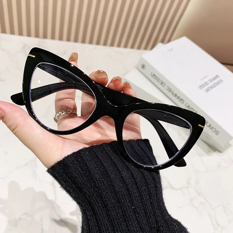 Women's large cat's eye presbyopia glasses with dragon and phoenix decorations in leopard print frame