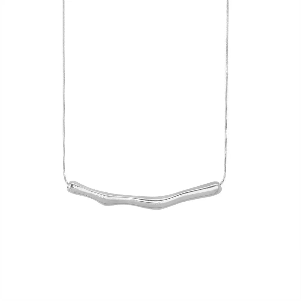 Women's irregular pleated titanium steel necklace in gold or steel electroplated colours