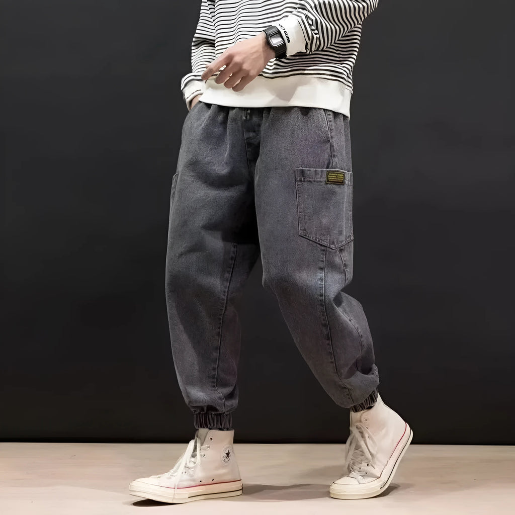 Men's mid-waist straight-leg cargo jeans in blue and gray polyester denim blend