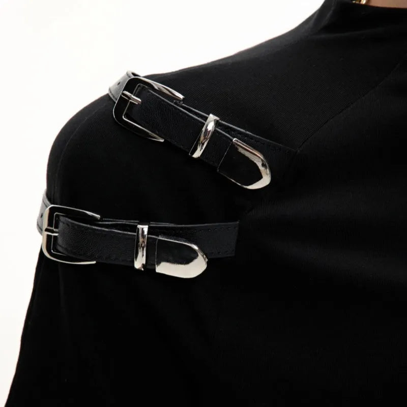 Men's slim fit cotton T-shirt with metal belt design and small stand-up collar