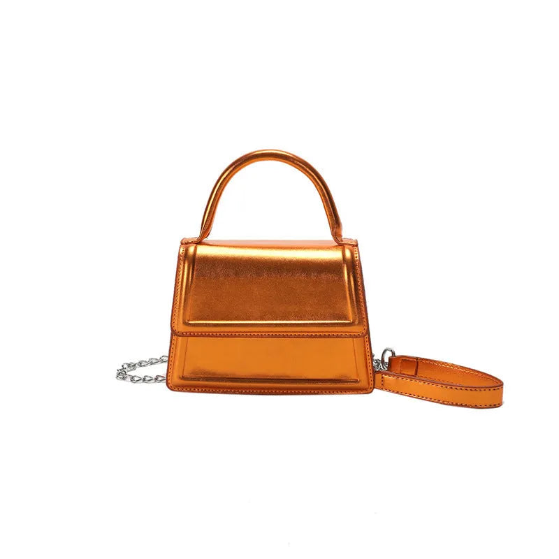 Retro shoulder crossbody bag in horizontal square shape with sewing line detail