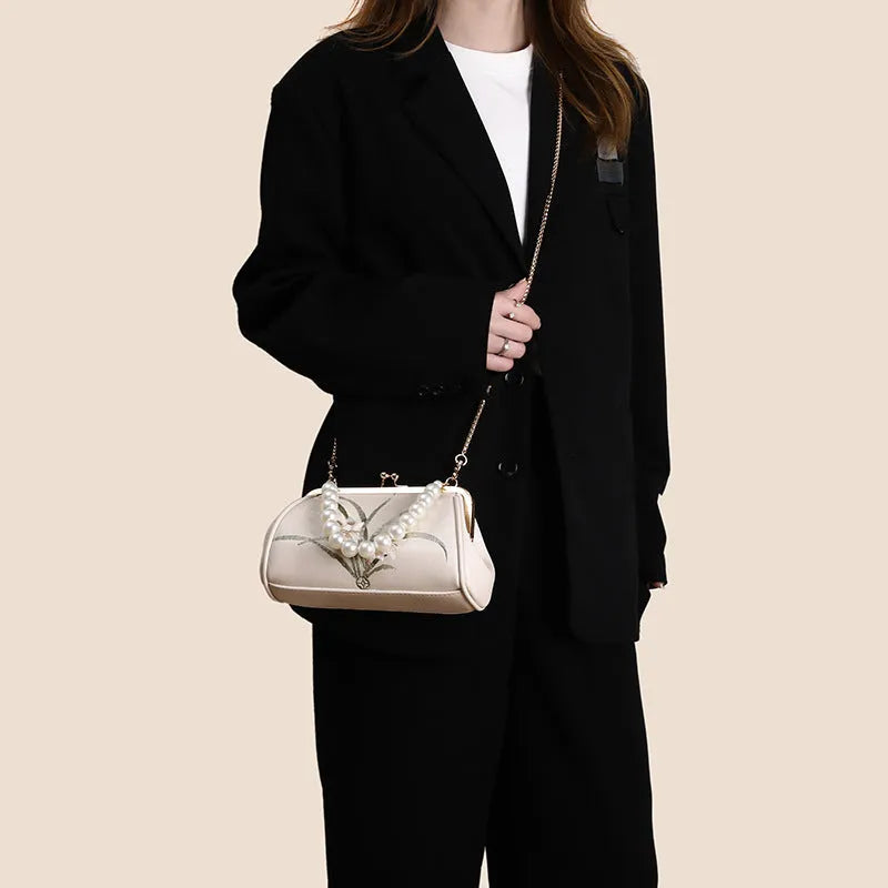Beige embroidered PU shell shape women's shoulder bag with soft texture and casual style