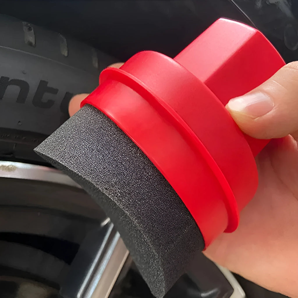 Car tyre polishing sponge brush with lid for tyre dressing application