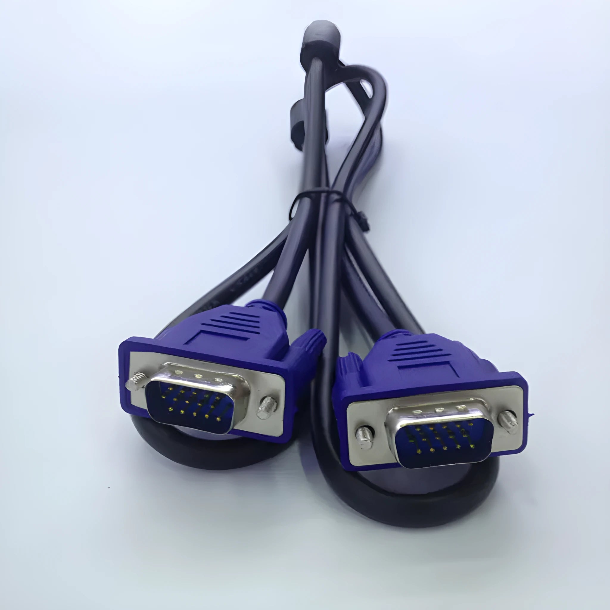 Black VGA cable with blue connector moulding and nickel-plated terminals, 1.5 metres long
